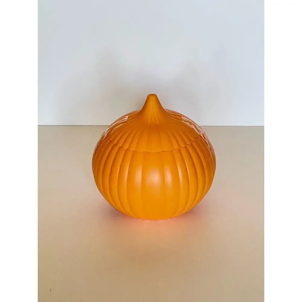 1 Piece Plastic Yellow Onion Saver